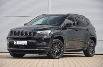 Jeep Compass 4xe 240 Plug-in Hybrid Electric S | Pano | Winterpack |
