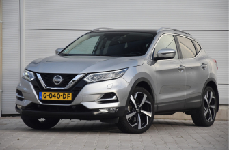 Nissan Qashqai 1.3 DIG-T Tekna | Panorama | Trekhaak |