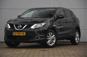 Nissan Qashqai 1.2 Connect Edition | Pano | Trekhaak |