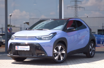 Toyota Aygo X Hybrid 115 pulse Bi tone